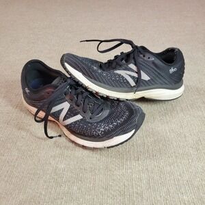 New Balance 860 Series Running Shoes Womens 11 Black Marathon Training Athletic‎